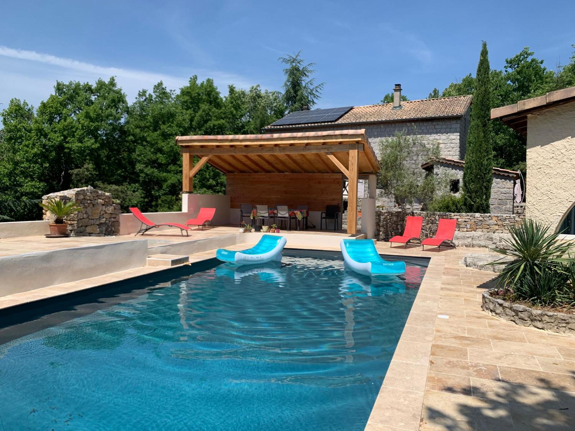 Gite Avec Piscine Privee Au Coeur D'Une Foret De Chenes Proche De Vallon Pont D'Arc Saint Alban Auriolles Экстерьер фото